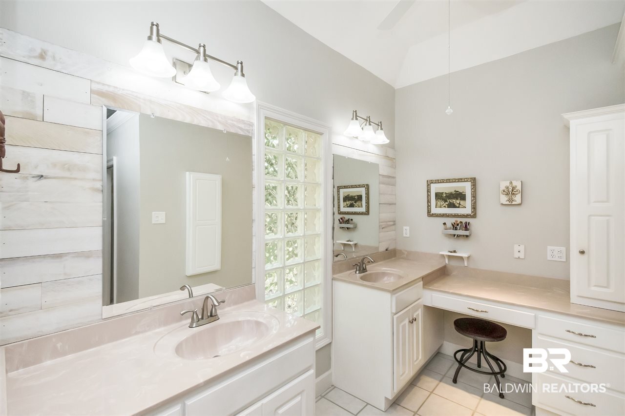 369 Gaines Avenue Mobile, AL 36609 - Photo 26 of 48