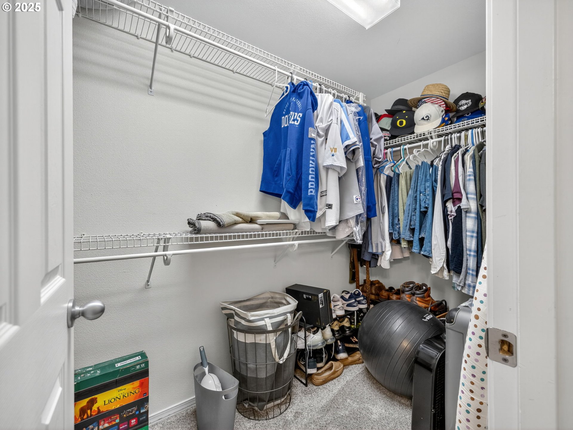 10340 Southwest Dunlin Place Beaverton, OR 97007 - Photo 27 of 46 Primary Bedroom