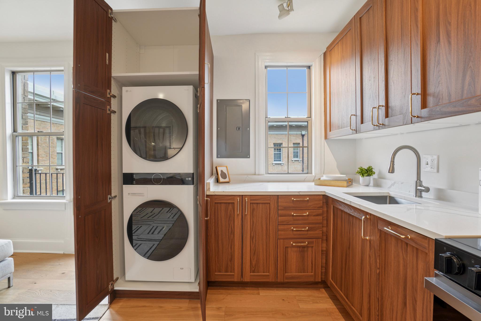 1401 Columbia Road Northwest, Unit 403 Washington, DC 20009 - Photo 10 of 16 In-Unit LG WashTower