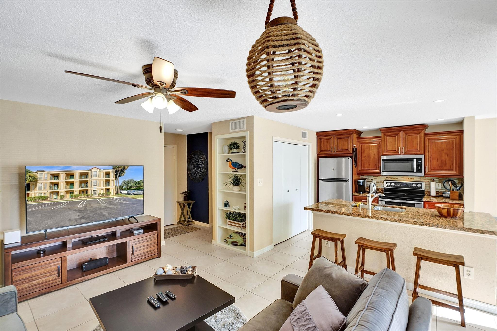 777 Riverside Drive, Unit 1517 Coral Springs, FL 33071 - Photo 11 of 28 Photo 12