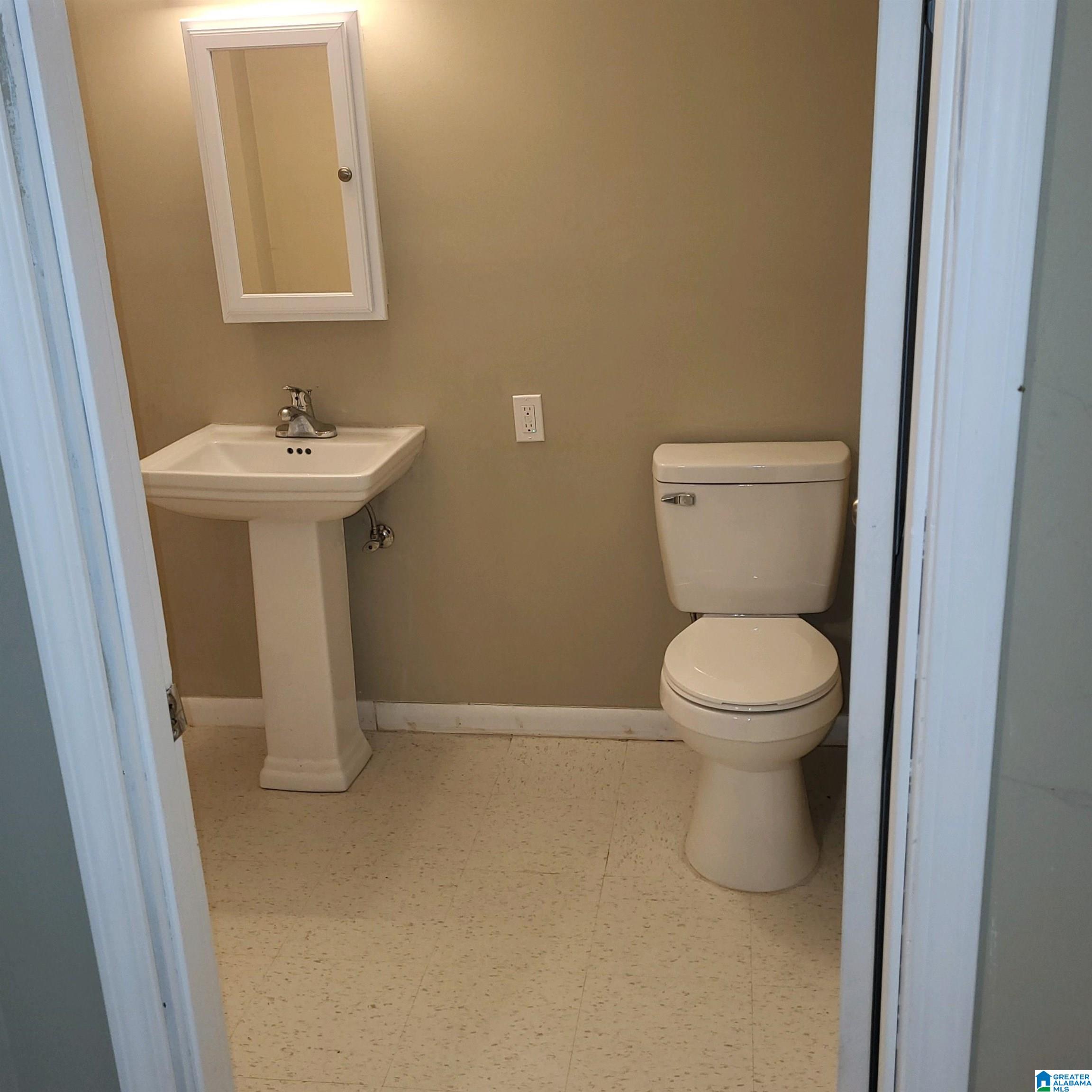 705 West 41st Street Anniston, AL 36206 - Photo 19 of 27