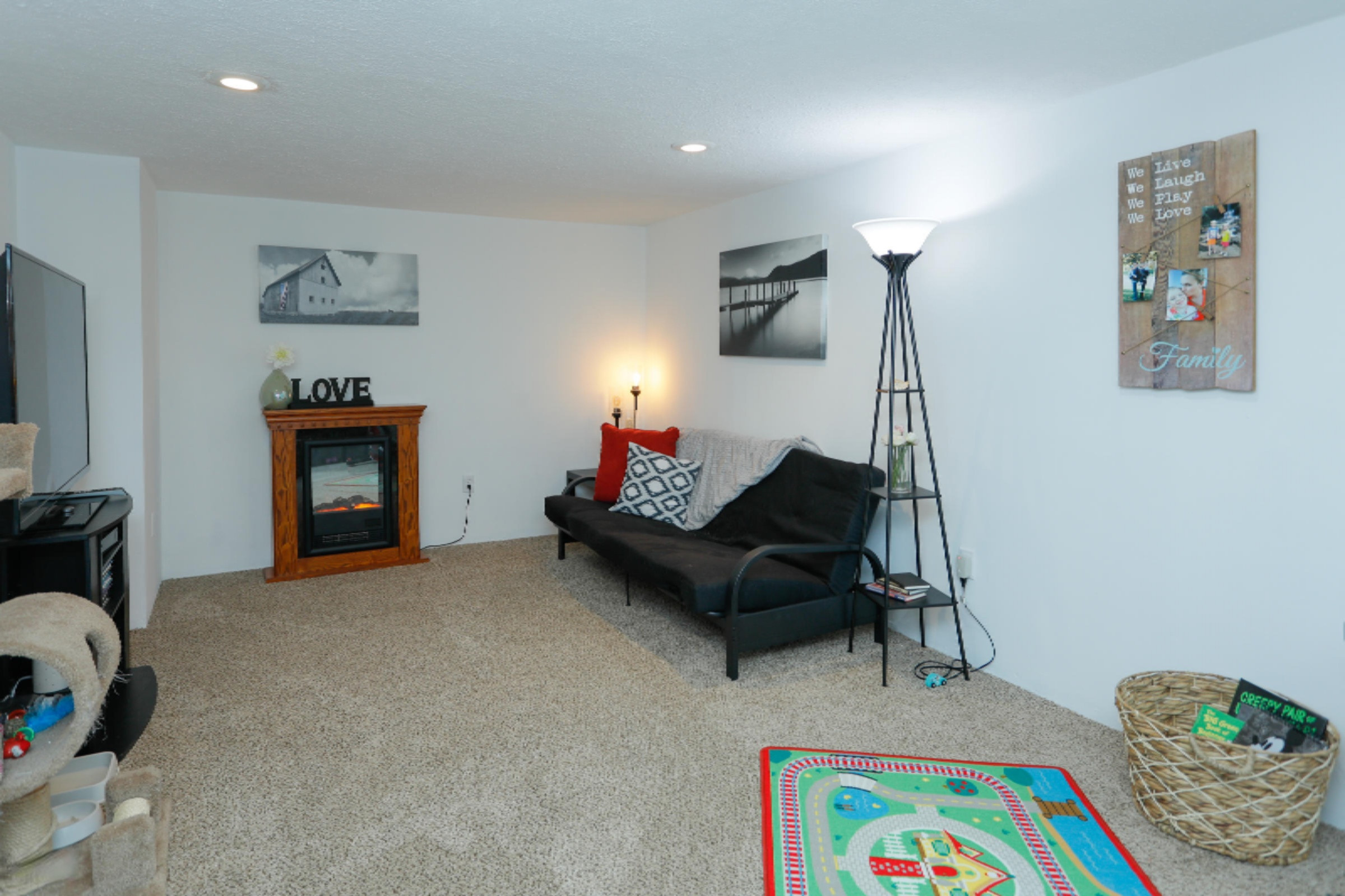 16996 Lovers Lane Three Rivers, MI 49093 - Photo 19 of 27 16996 Lovers Lane-119