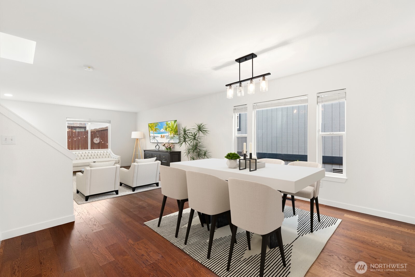 2428 Northeast 13th Street Renton, WA 98056 - Photo 9 of 24