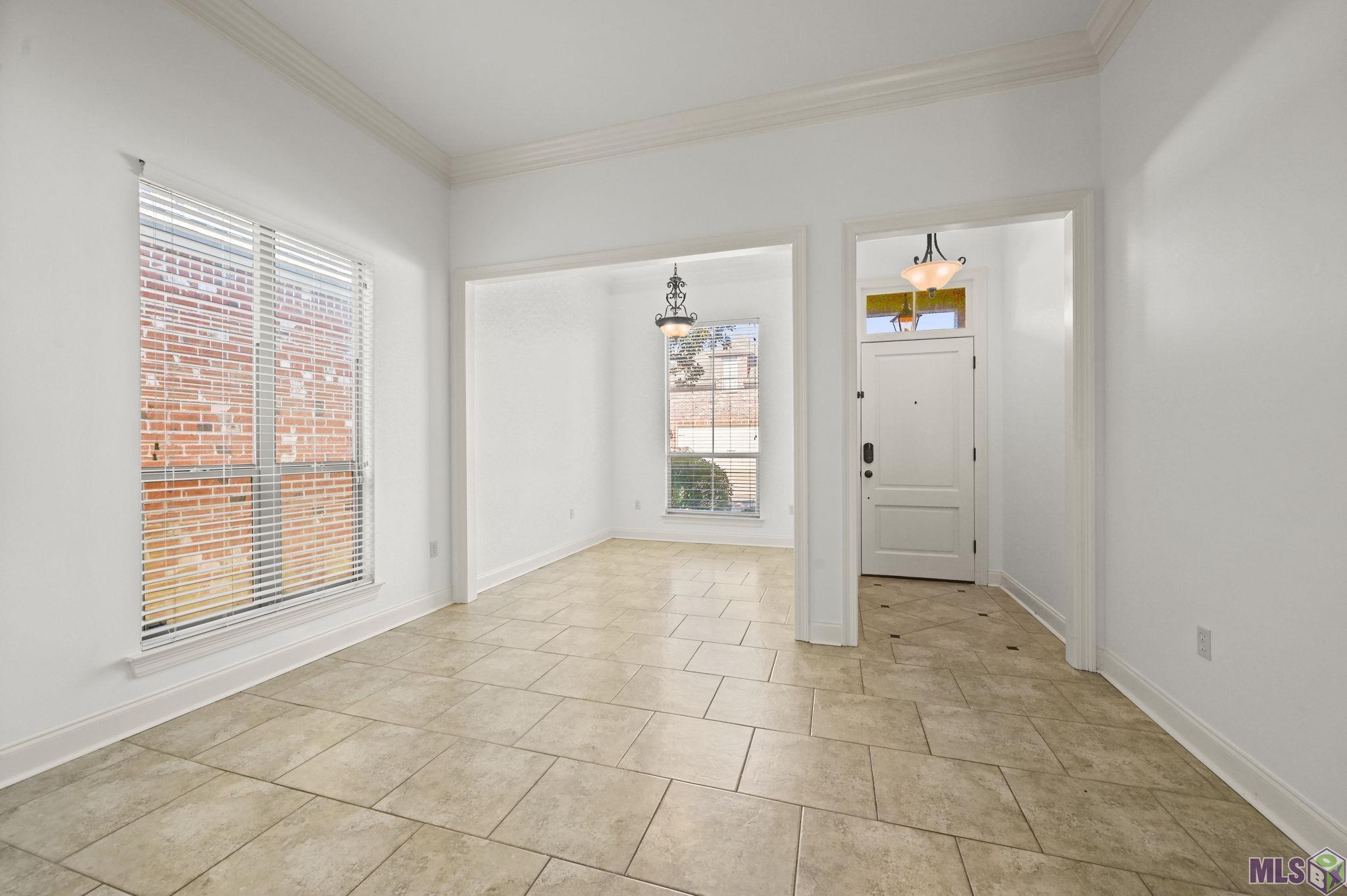 17514 Lake Willow Avenue Baton Rouge, LA 70817 - Photo 2 of 16