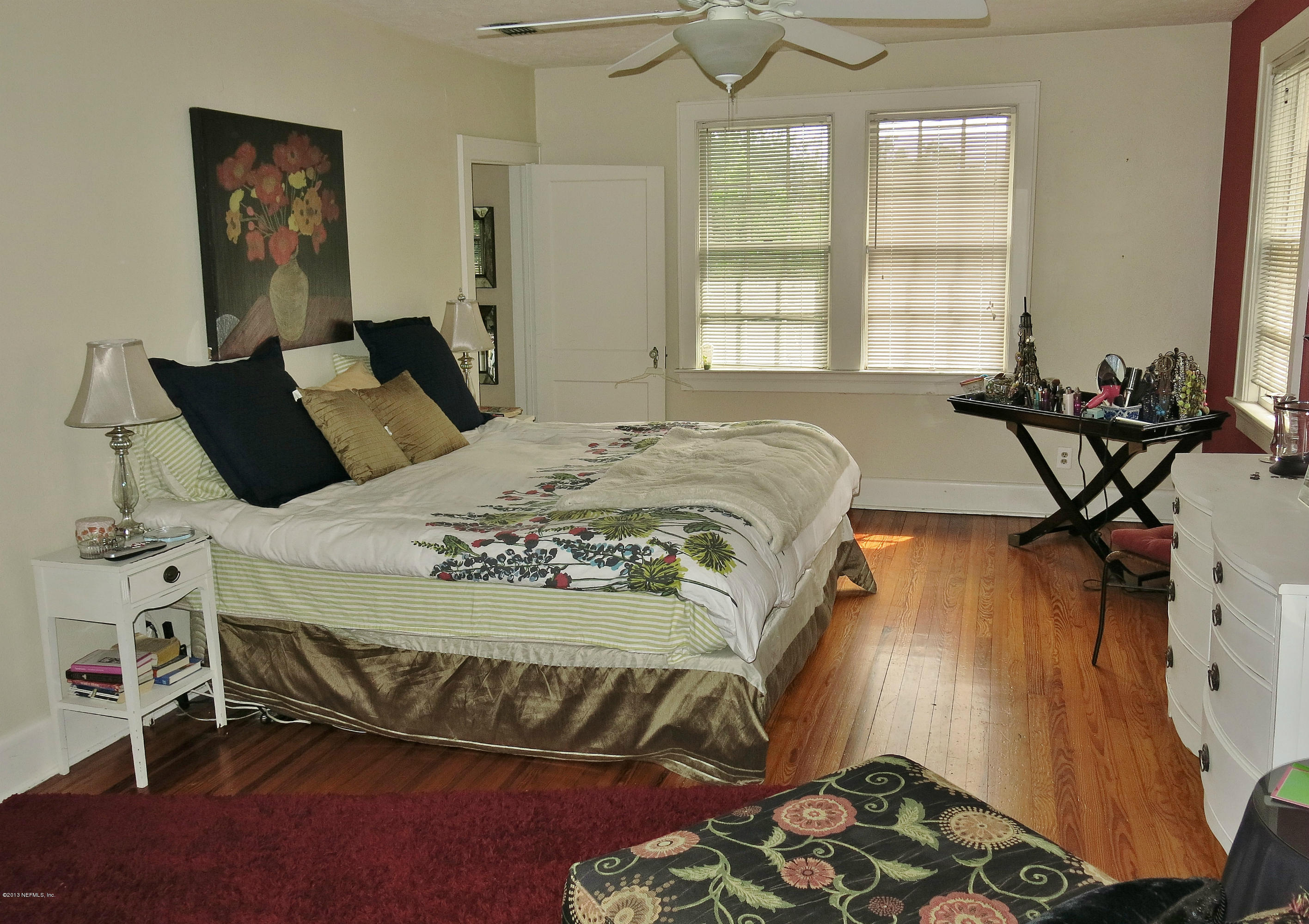1651 River Road Jacksonville, FL 32207 - Photo 11 of 14 master bed 1