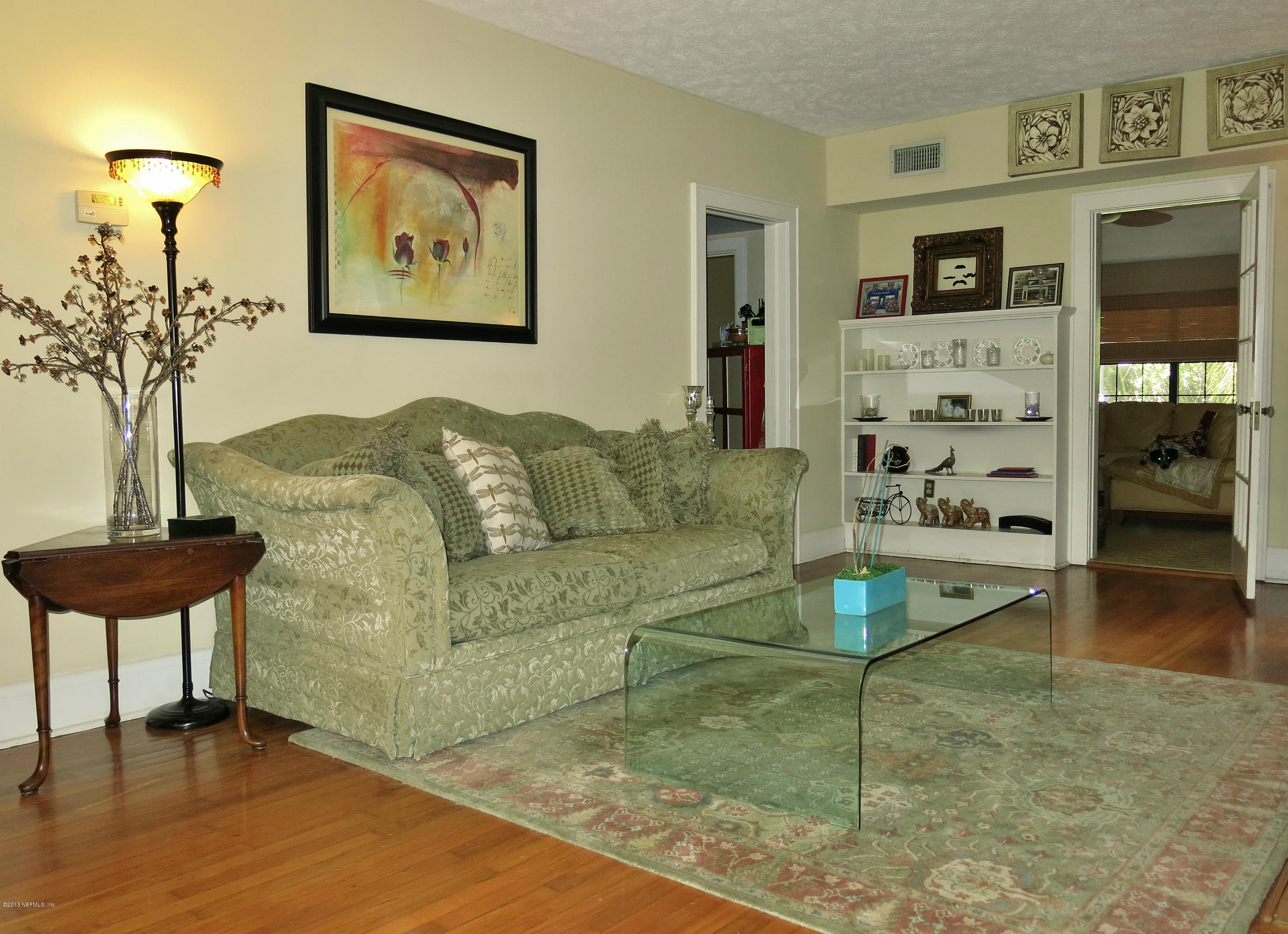 1651 River Road Jacksonville, FL 32207 - Photo 5 of 14 parlor 5