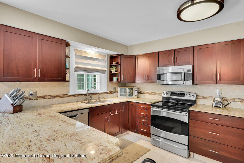 1722 Burrsville Road Brick, NJ 08724 - Photo 30 of 71 034_dsc00591