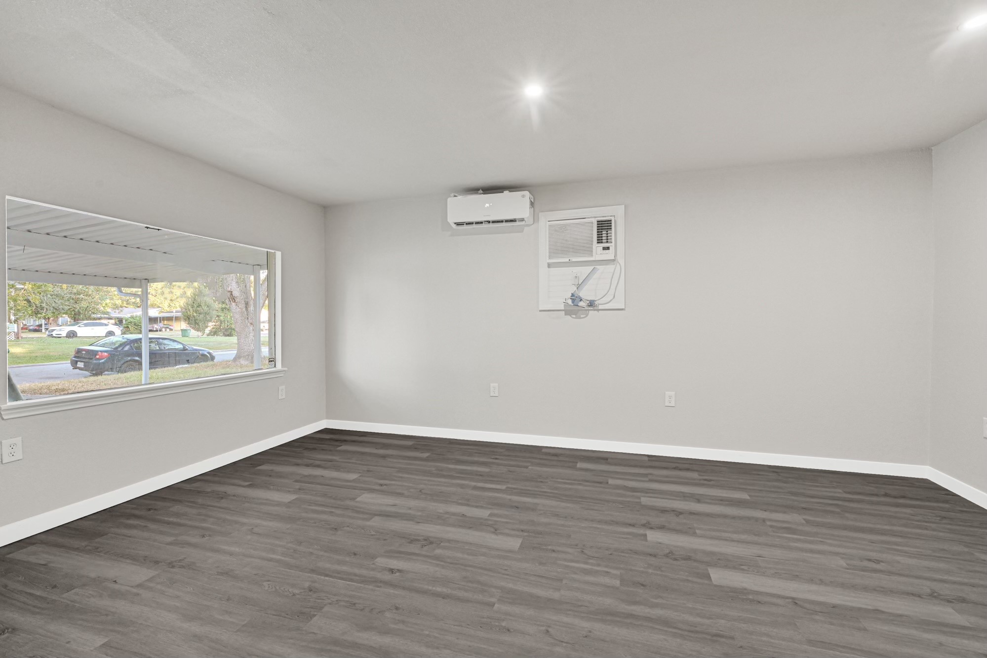 10609 Murr Way Houston, TX 77048 - Photo 12 of 22