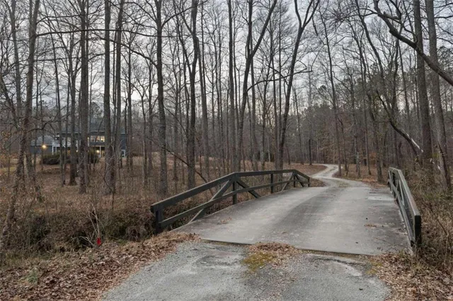 $750,000 | 8399 East Carroll Road, Whitesburg, GA 30185