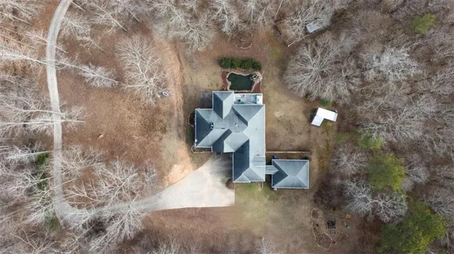 $750,000 | 8399 East Carroll Road, Whitesburg, GA 30185