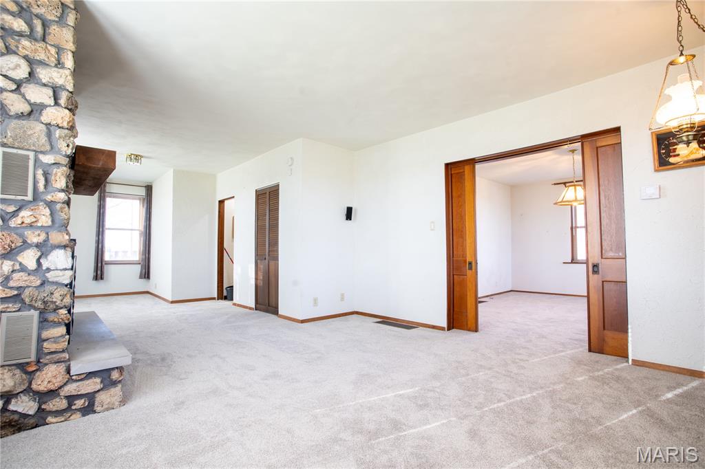 12772 Buckeye Road Highland, IL 62249 - Photo 12 of 27