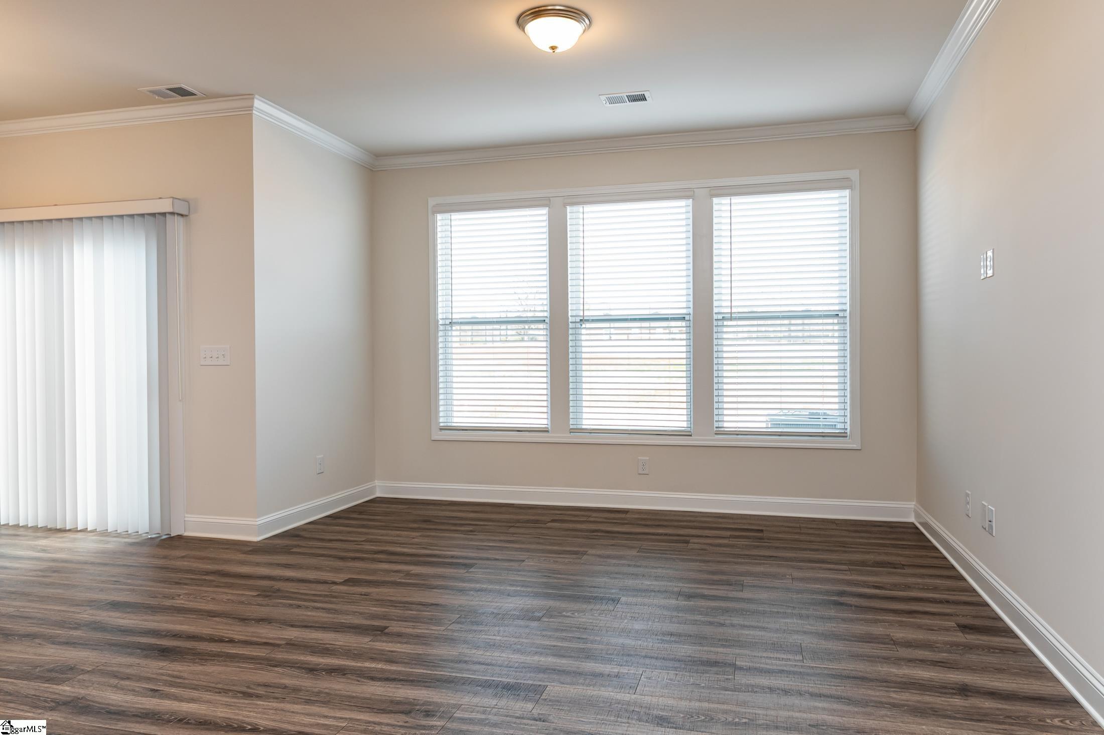 437 Yellow Fox Road Greer, SC 29650 - Photo 9 of 29