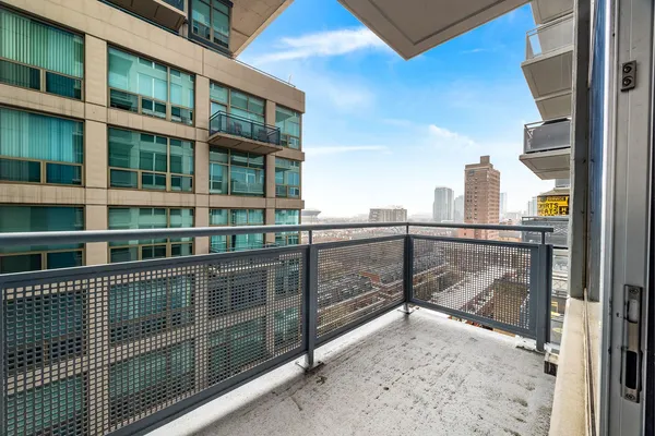 $2,000 | 1305 South Michigan Avenue, Unit 1209, Chicago, IL 60605