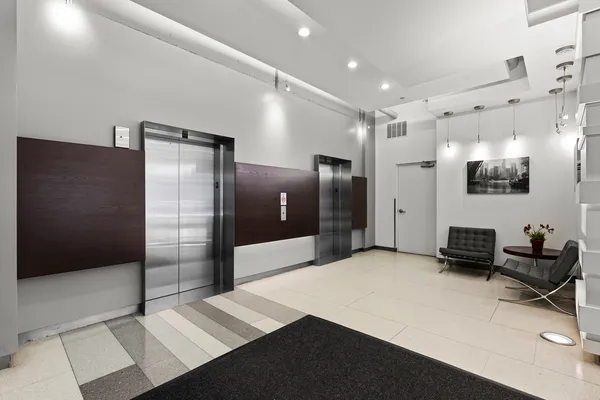 $2,000 | 1305 South Michigan Avenue, Unit 1209, Chicago, IL 60605