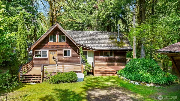 $585,000 | 18242 643rd Avenue Northeast, Baring, WA 98251