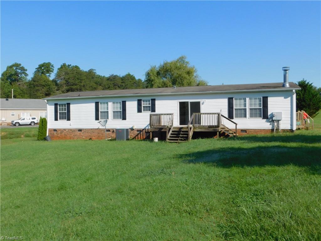 313 Romie Snow Road Dobson, NC 27017 - Photo 7 of 20 Gallery Image 7