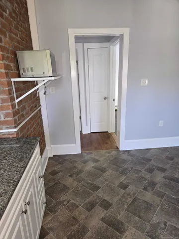 $1,700 | 175 Wilson Street, Hartford, CT 06106