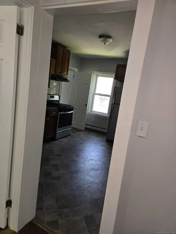 $1,700 | 175 Wilson Street, Hartford, CT 06106