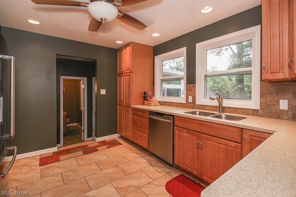 1148 Ford Road Lyndhurst, OH 44124 - Photo 15 of 35