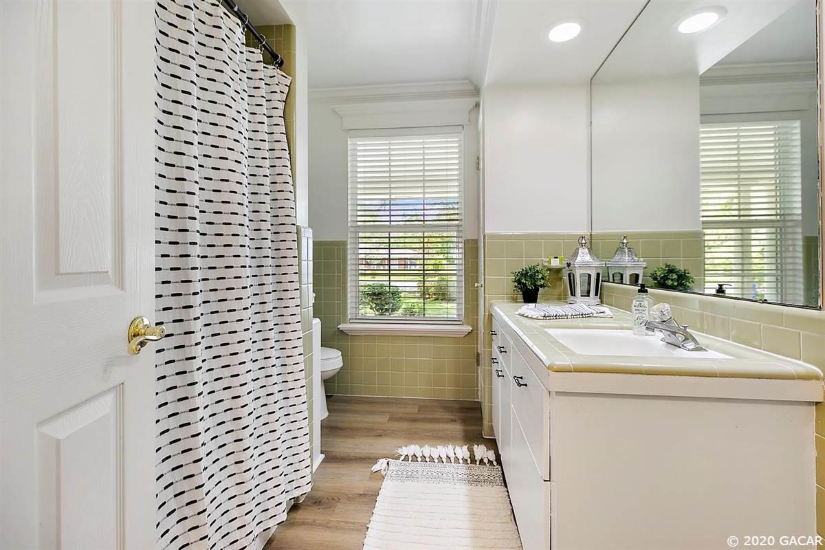6904 Southwest 35th Way Gainesville, FL 32608 - Photo 16 of 25