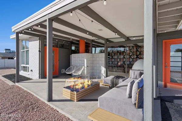 $799,995 | 2055 West Windsor Avenue, Phoenix, AZ 85009