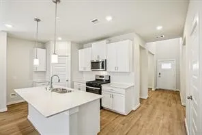 $2,600 | 6303 Buffalo Bnd Lane, Richmond, TX 77469