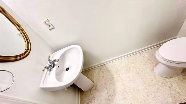 $1,850 | 6243 Shoreview Circle, Flowery Branch, GA 30542