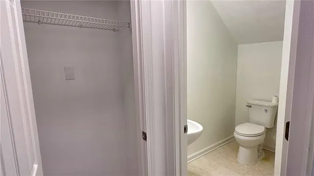 $1,850 | 6243 Shoreview Circle, Flowery Branch, GA 30542