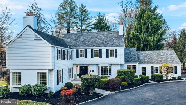 $2,439,000 | 189 Constitution Drive, Princeton, NJ 08540