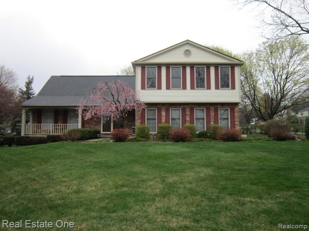 25170 Rutledge Crossing Farmington, MI 48335 - Photo 1 of 4 front 2.JPG
