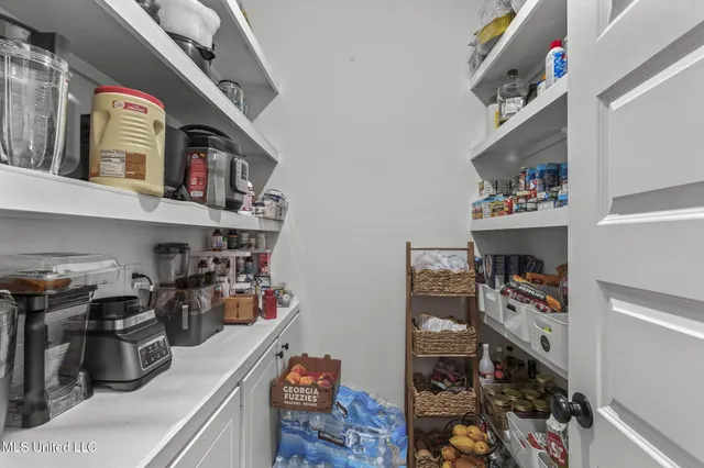 $425,000 | 600 Ponderosa Drive, Flowood, MS 39232