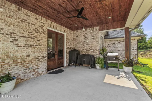 $425,000 | 600 Ponderosa Drive, Flowood, MS 39232