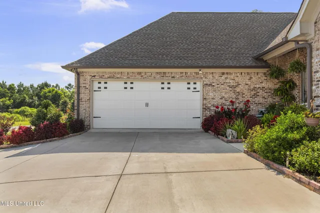 $425,000 | 600 Ponderosa Drive, Flowood, MS 39232