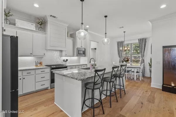 $425,000 | 600 Ponderosa Drive, Flowood, MS 39232