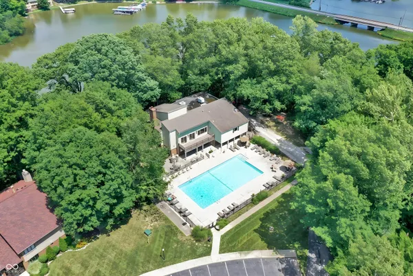$365,000 | 201 Bluff Circle, Unit E, Noblesville, IN 46062