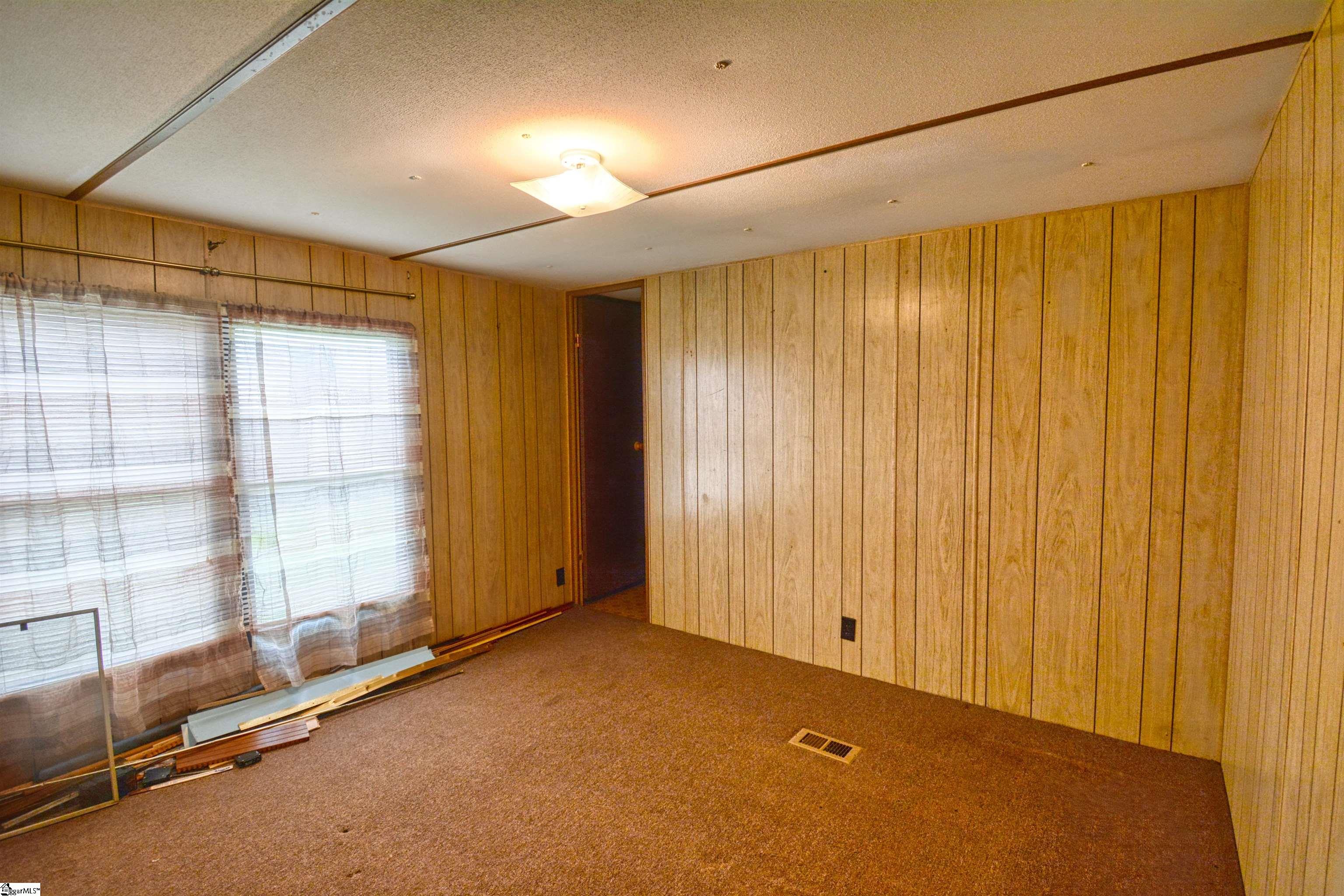 2430 East Tyger Bridge Road Greer, SC 29651 - Photo 16 of 27