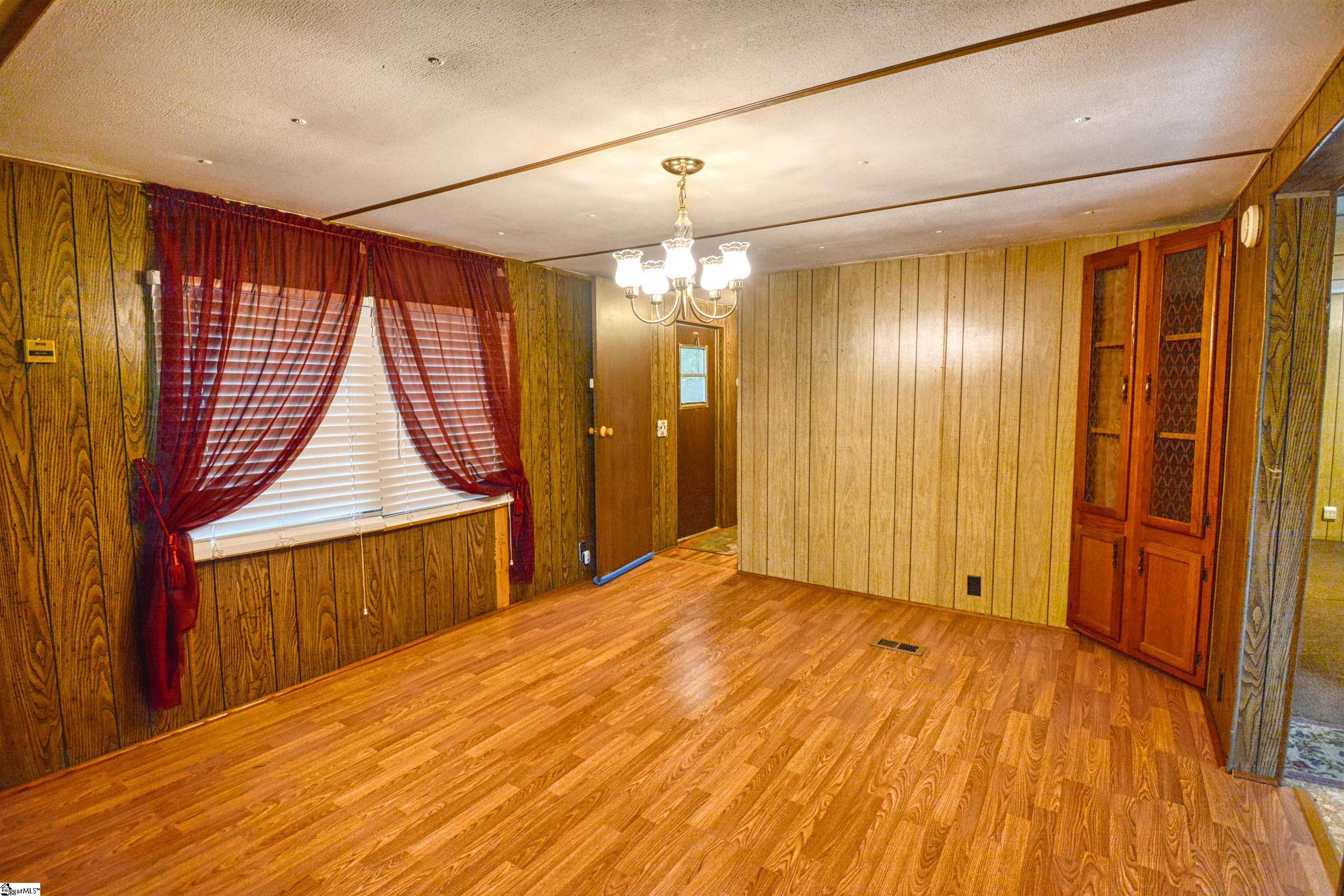 2430 East Tyger Bridge Road Greer, SC 29651 - Photo 7 of 27