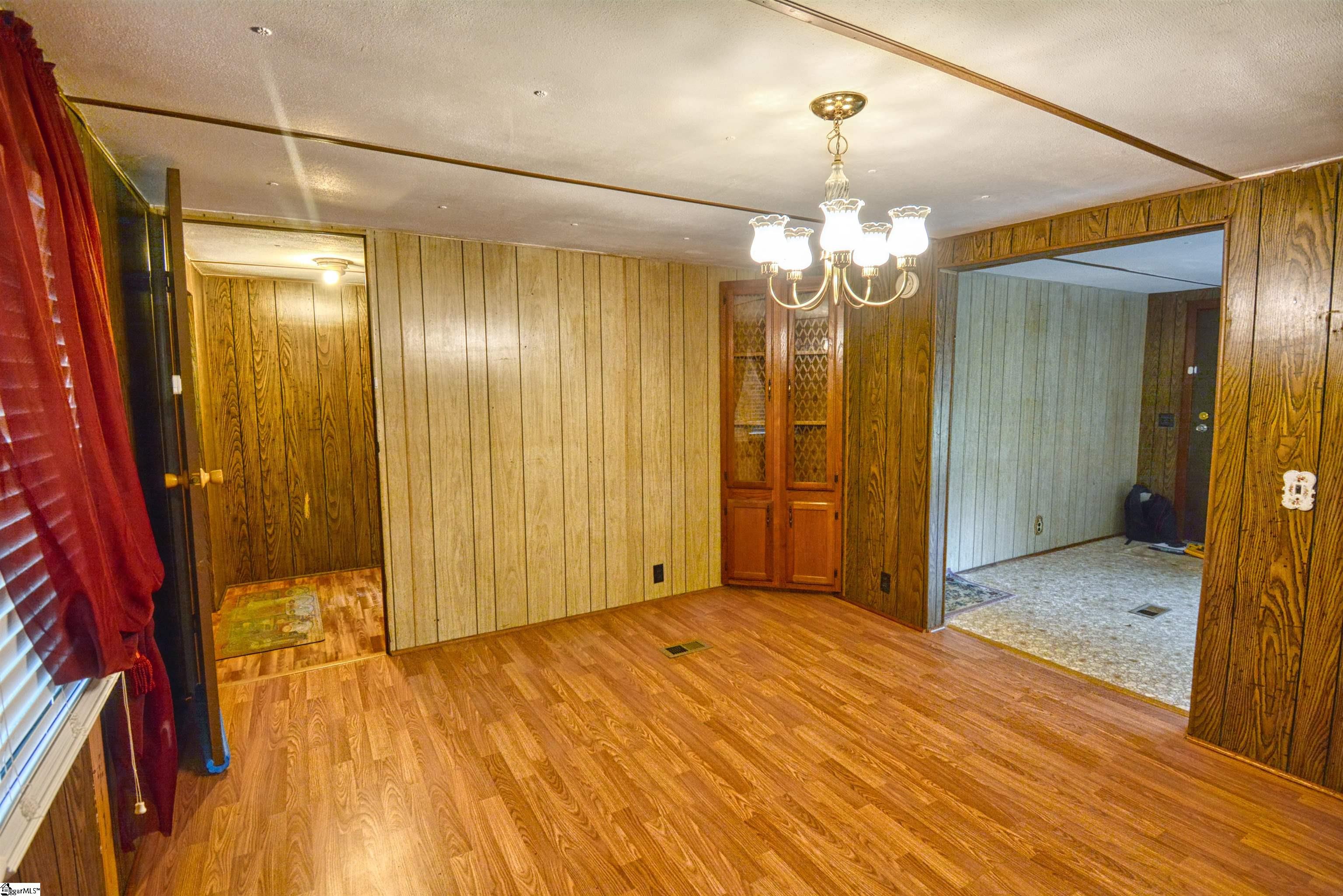 2430 East Tyger Bridge Road Greer, SC 29651 - Photo 8 of 27