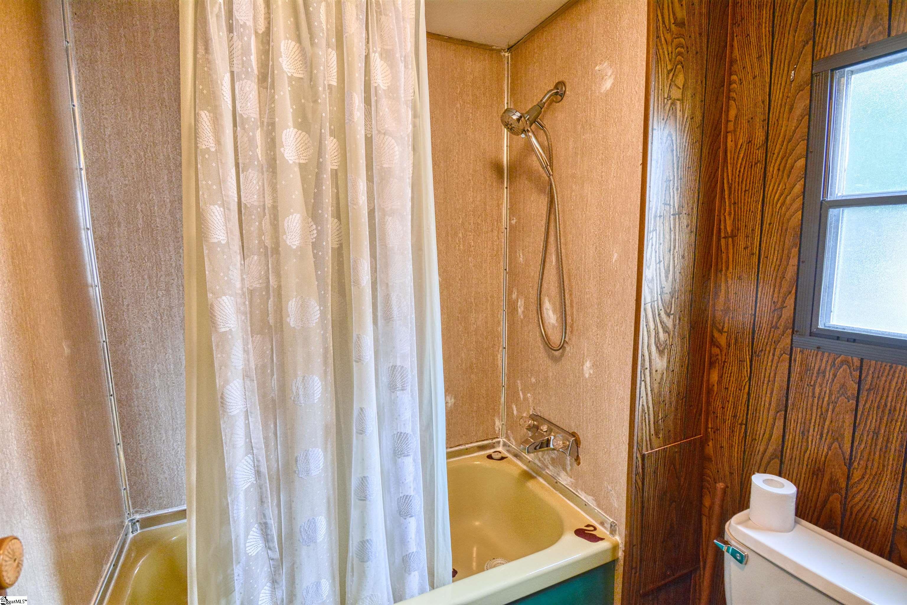 2430 East Tyger Bridge Road Greer, SC 29651 - Photo 9 of 27