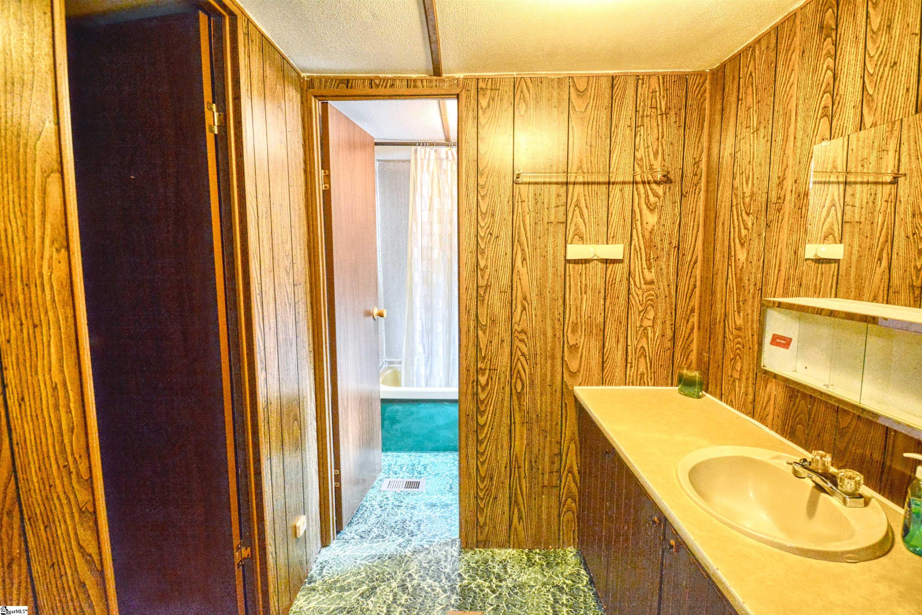 2430 East Tyger Bridge Road Greer, SC 29651 - Photo 10 of 27