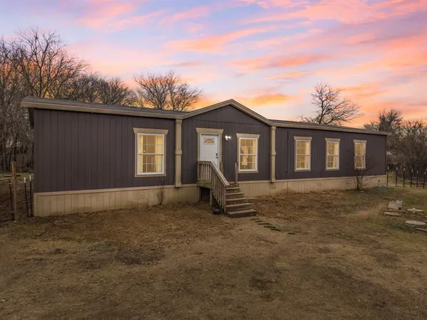 $329,000 | 728 County Road 3373, Hubbard, TX 76648