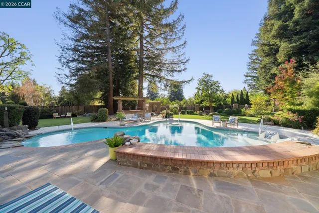 $2,749,000 | 2031 Scarlet Oak Place, Danville, CA 94506