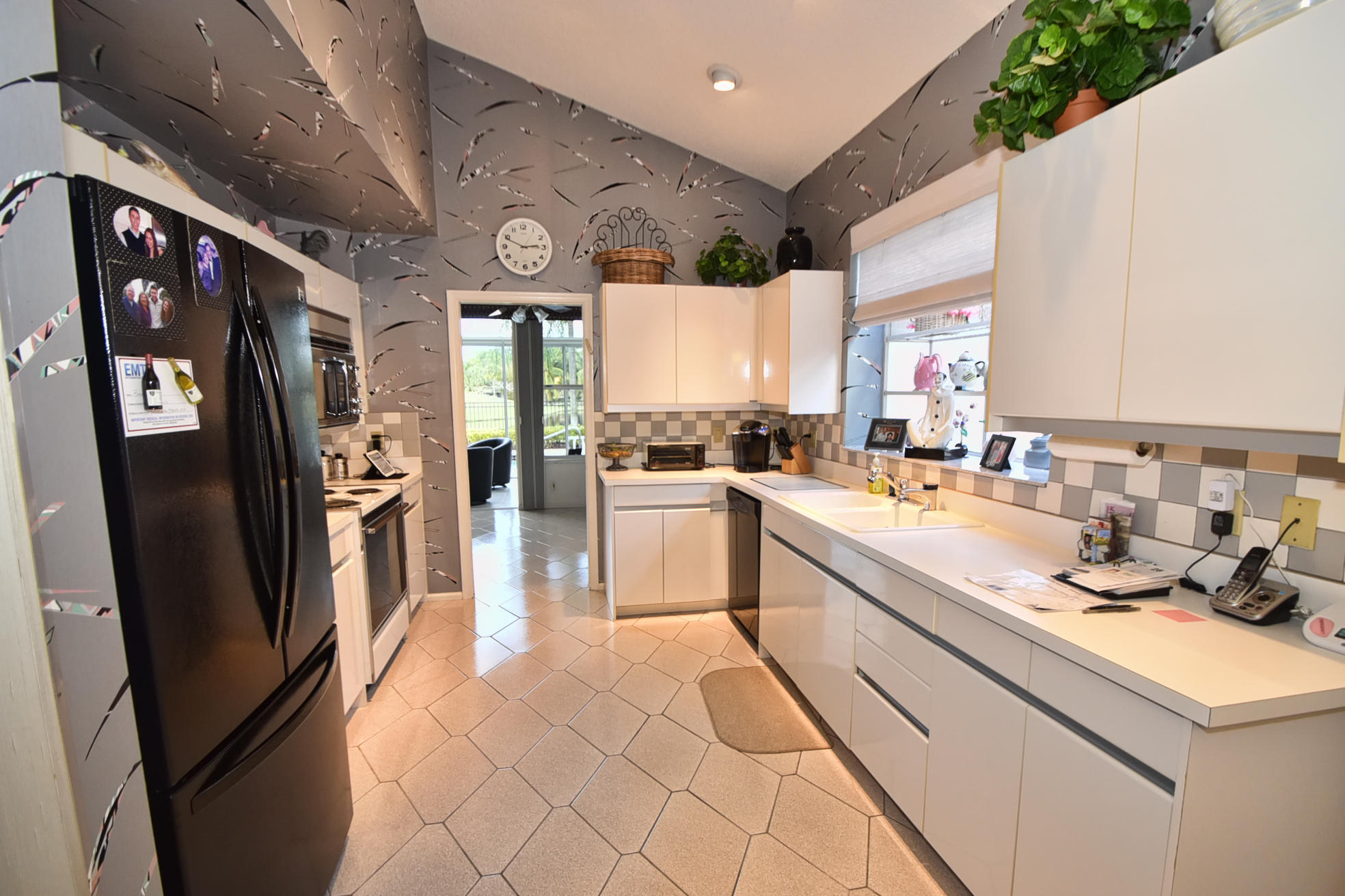2043 Northwest 56th Street Boca Raton, FL 33496 - Photo 14 of 35 DSC_3423