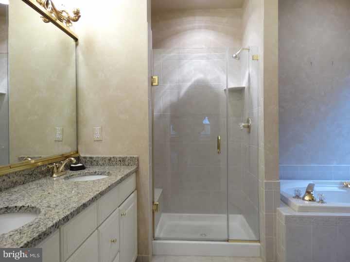 67 Sydney Road Holland, PA 18966 - Photo 13 of 25 Master Bathroom