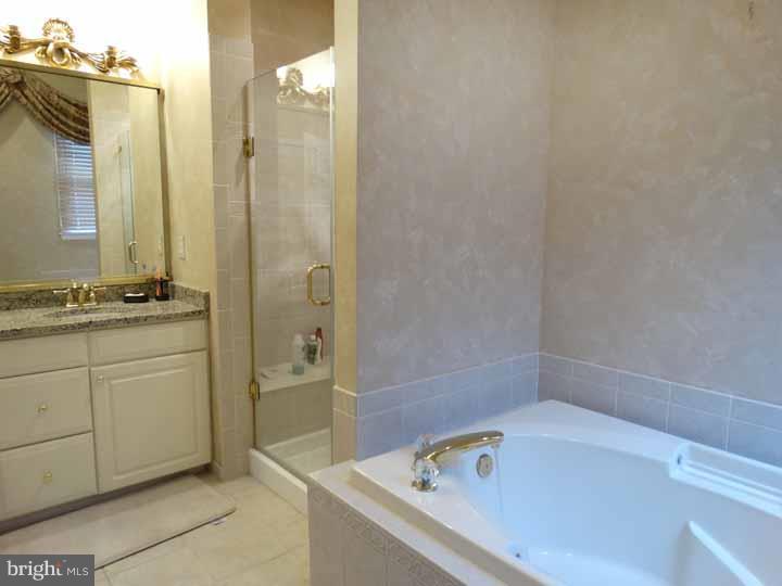 67 Sydney Road Holland, PA 18966 - Photo 14 of 25 Master Bathroom