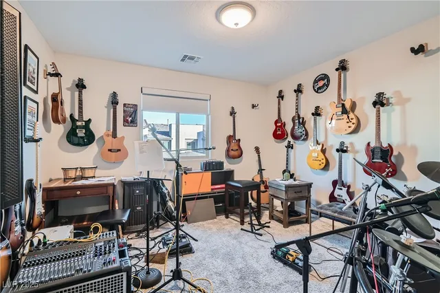 $499,995 | 495 Granite Arch Street, Las Vegas, NV 89138