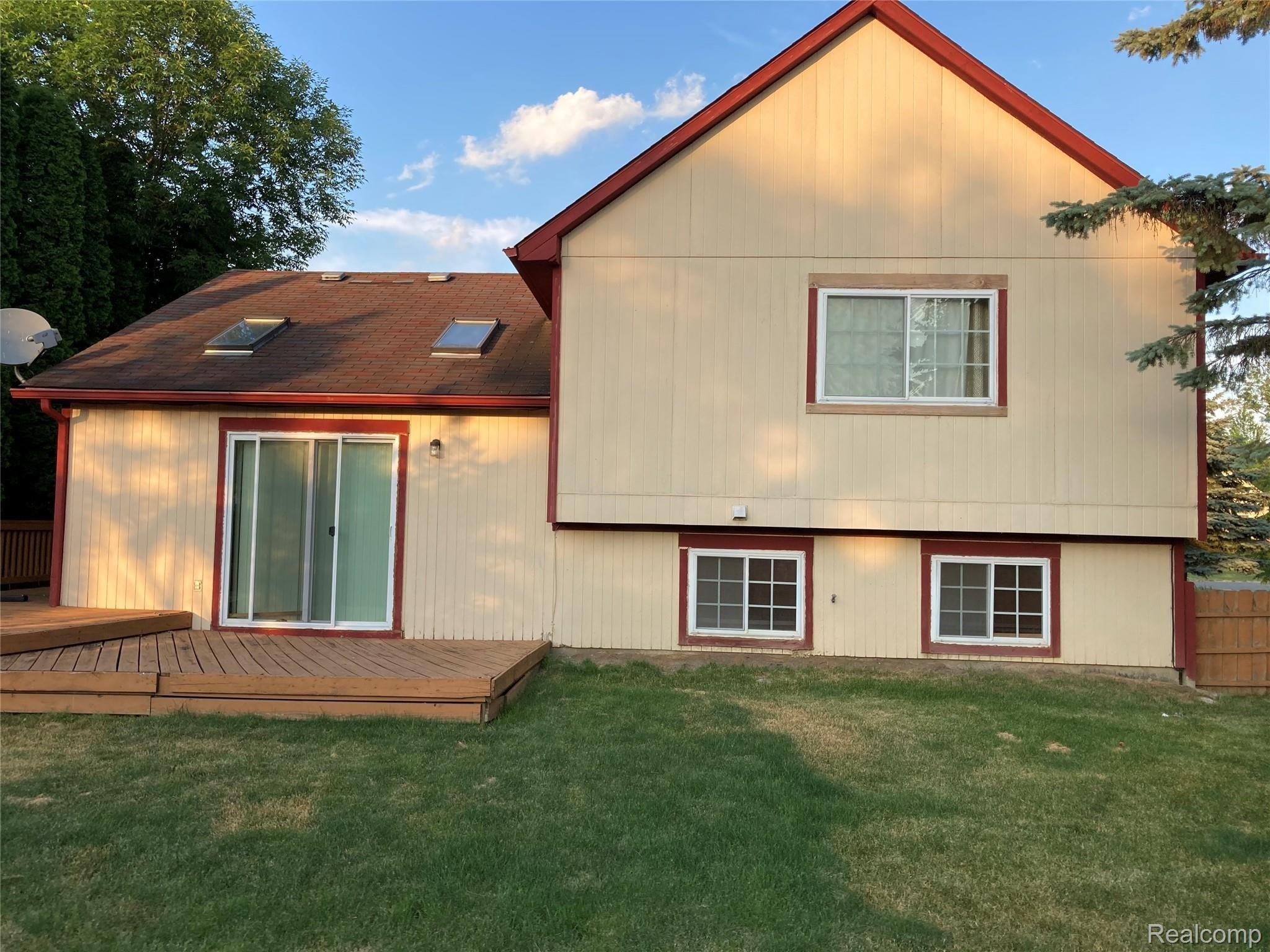 373 North Willard Road Canton, MI 48187 - Photo 11 of 34 IMG_E0014.JPG