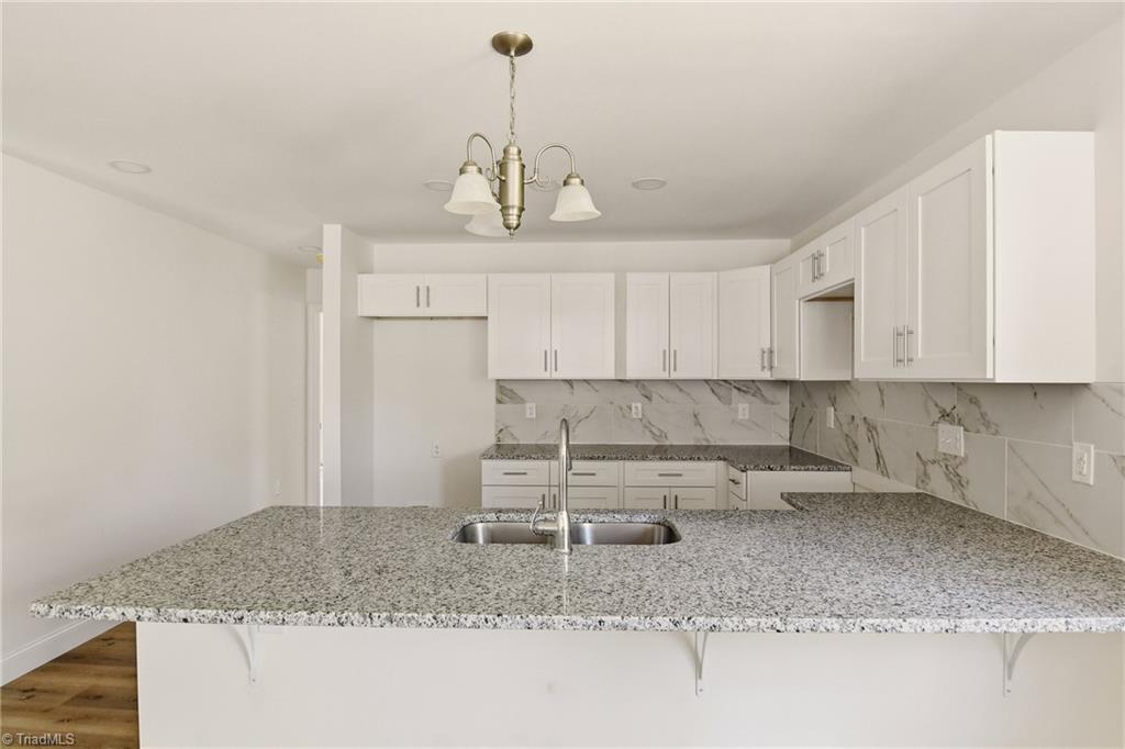 420 Bristol Street Lexington, NC 27292 - Photo 13 of 32