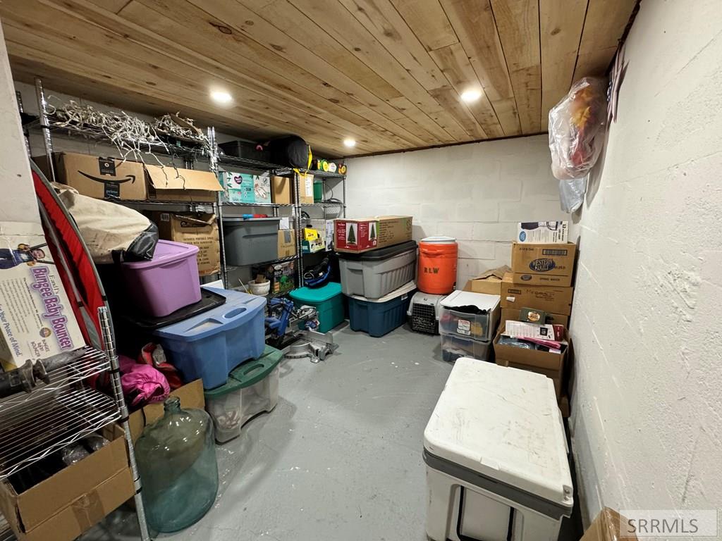 13539 South Robin Road Arimo, ID 83214 - Photo 11 of 43