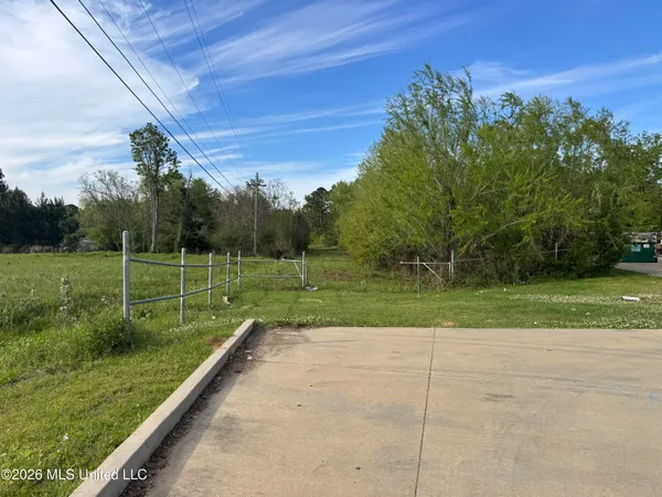 $255,000 | 1311 North Jackson Street, Brookhaven, MS 39601